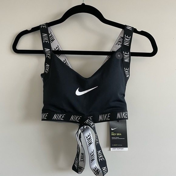 Nike Other - Nike womens indy sports bra, size M BNWT